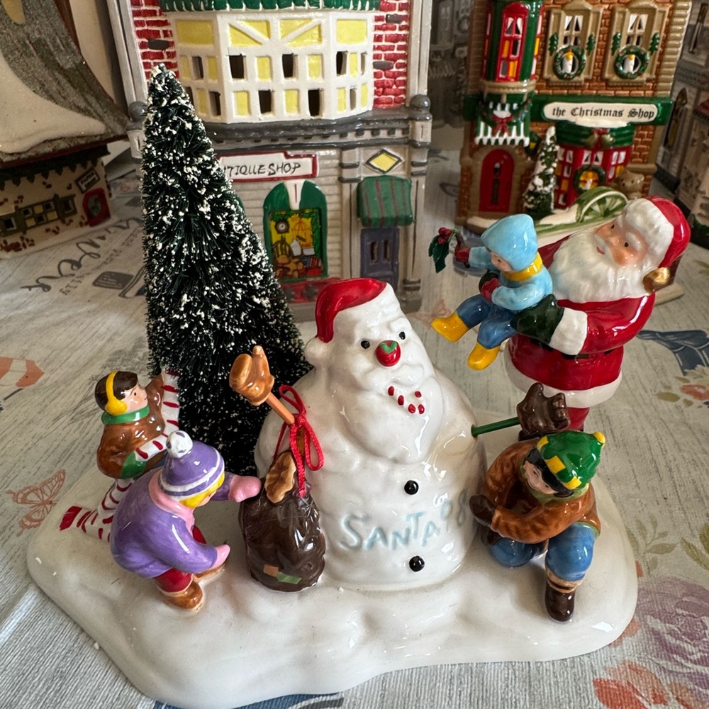 Department 56 Santa and Snowman Holiday Scene